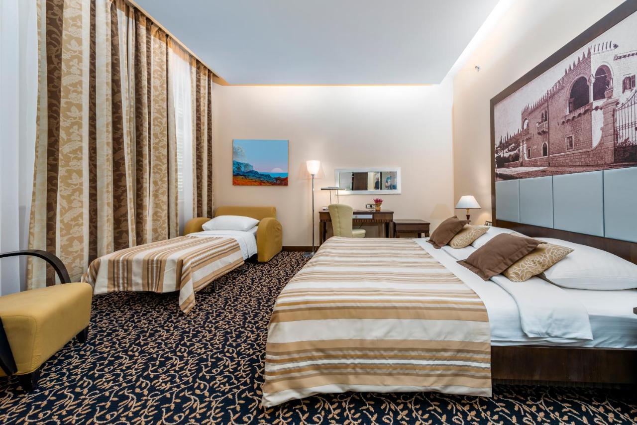 Chambre Double Supérieure