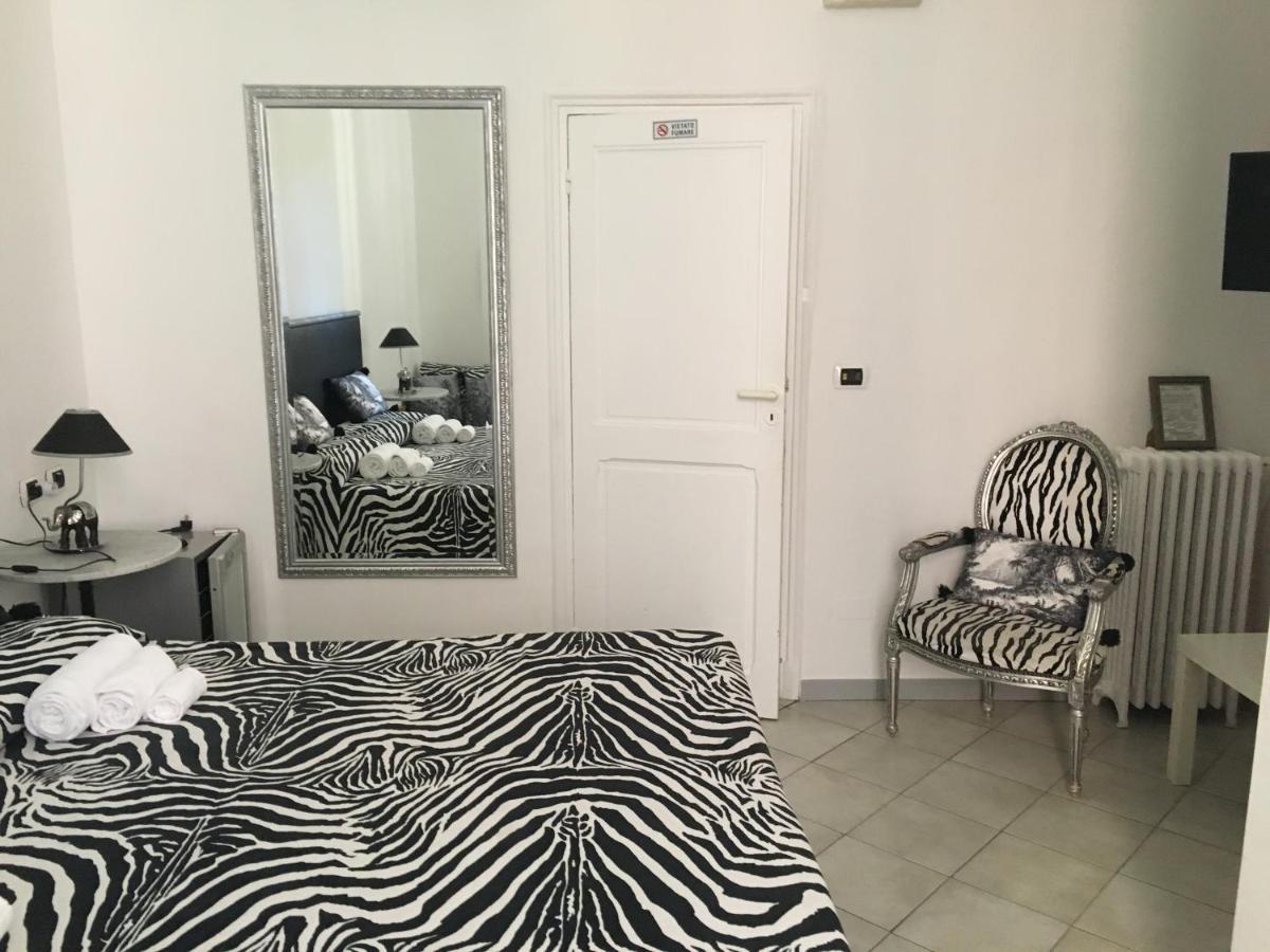 Chambre Lit King-Size avec Balcon