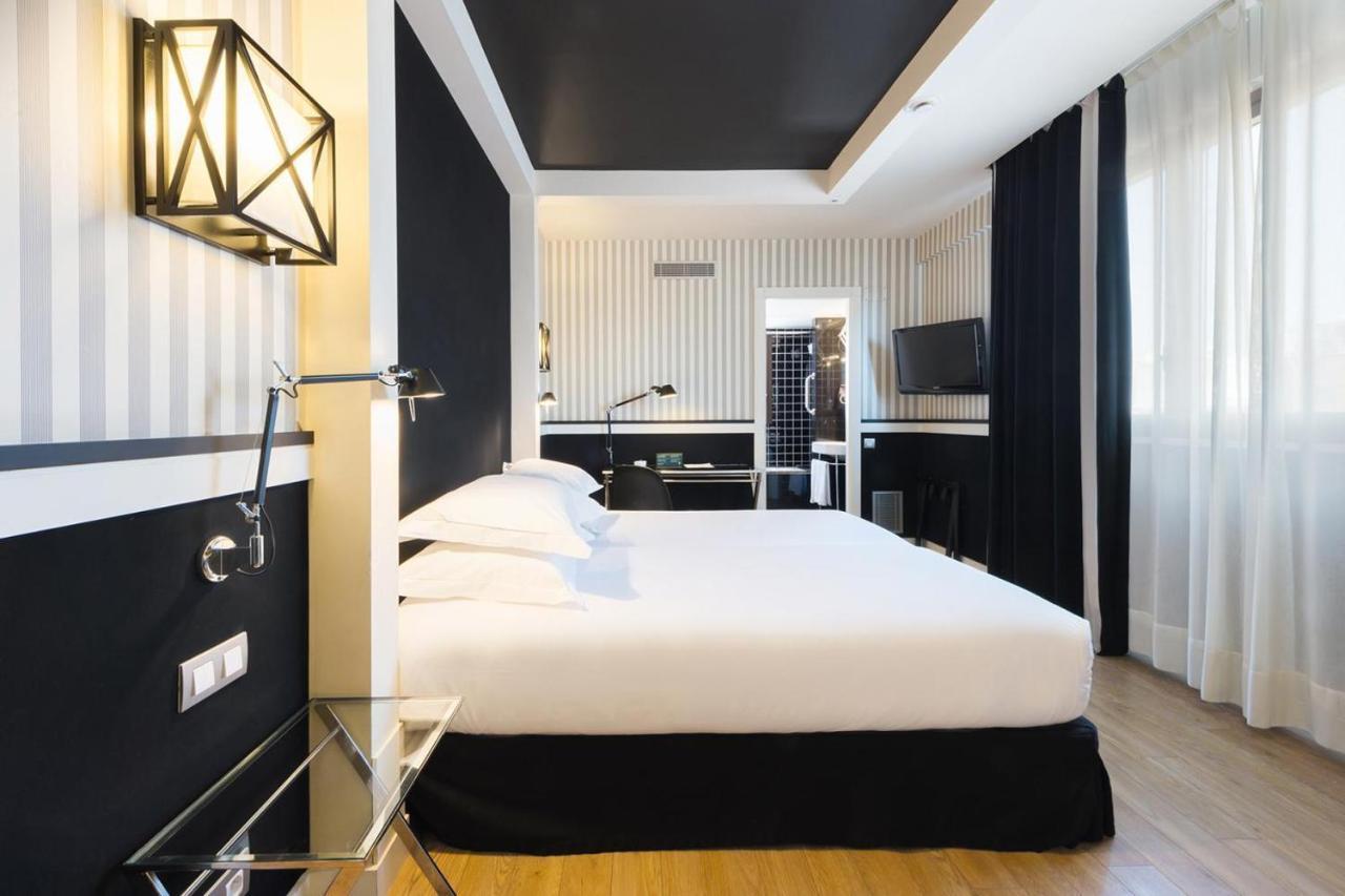Standard Double or Twin Room,1001984397:JPEG