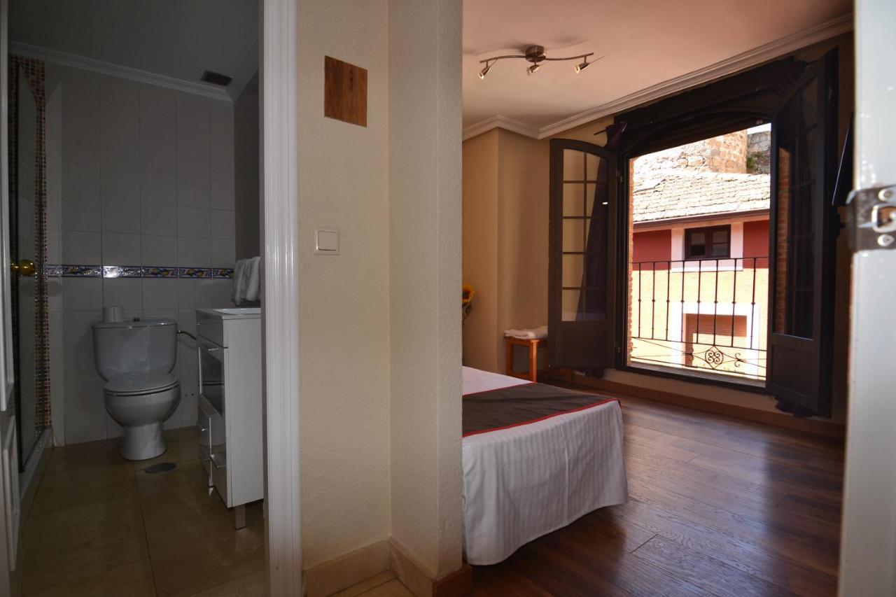 Triple Room,1001343123:JPEG