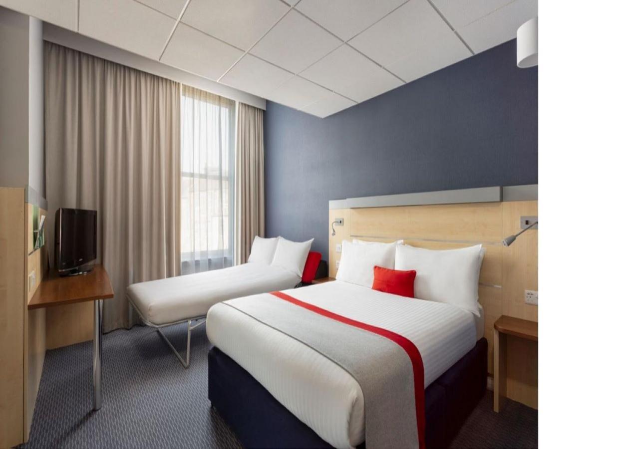 Standard Double Room with Sofa Bed and Free Hot Breakfast