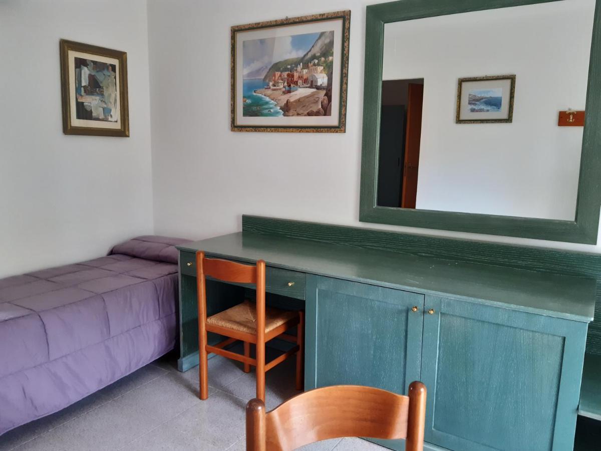 Dreibettzimmer