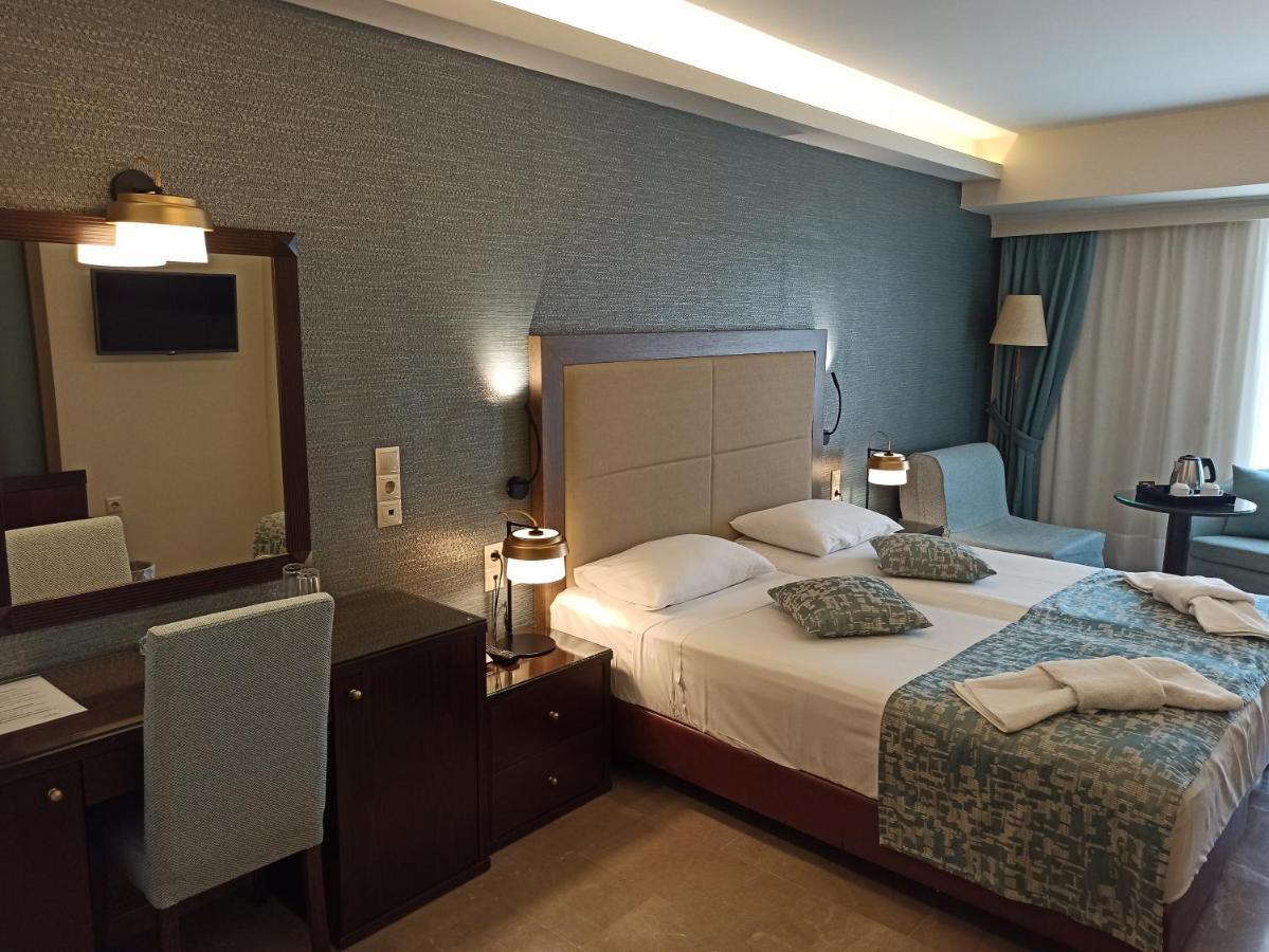 Superior Dreibettzimmer mit Bergblick