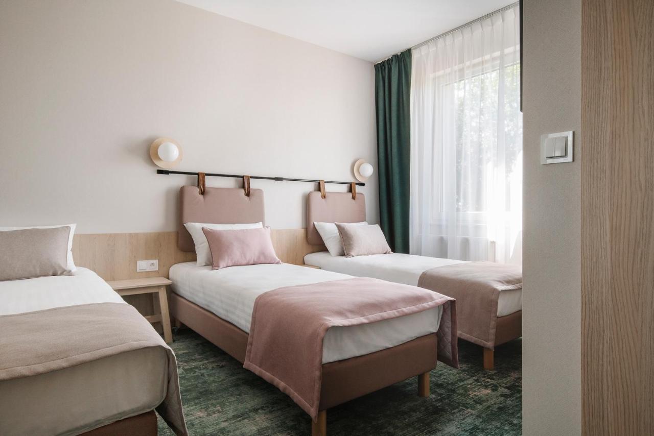 Triple Room,1022074909:JPEG