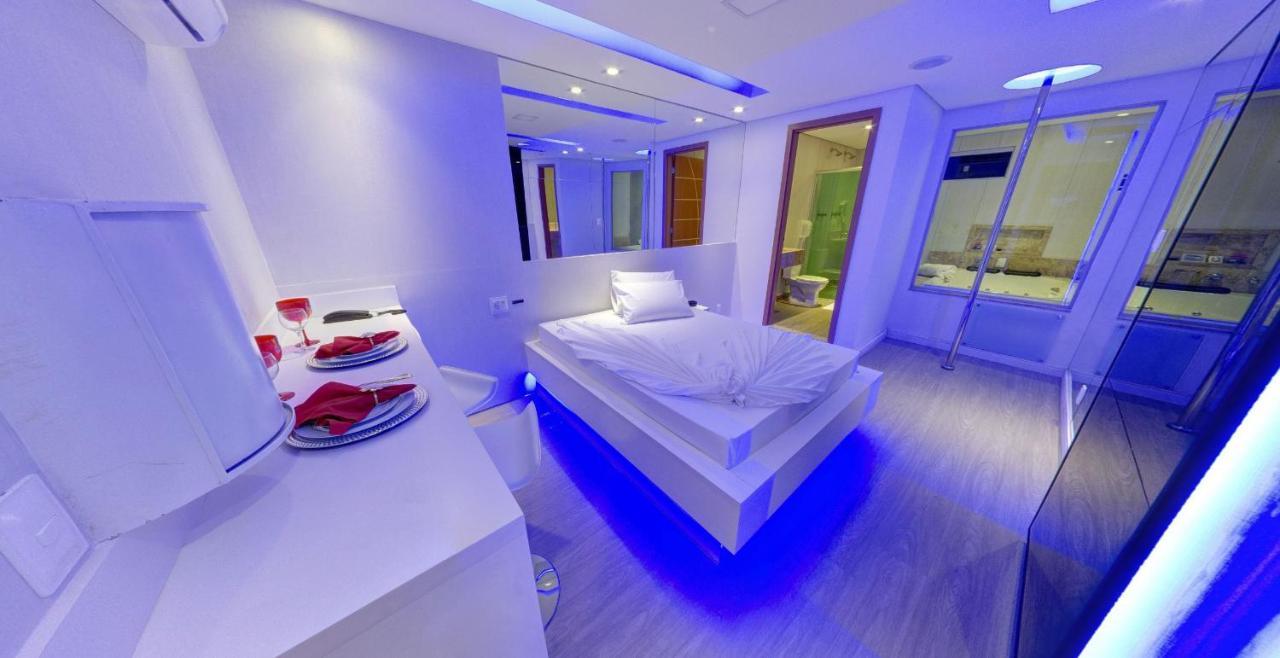 Suíte Deluxe com Banheira de Hidromassagem