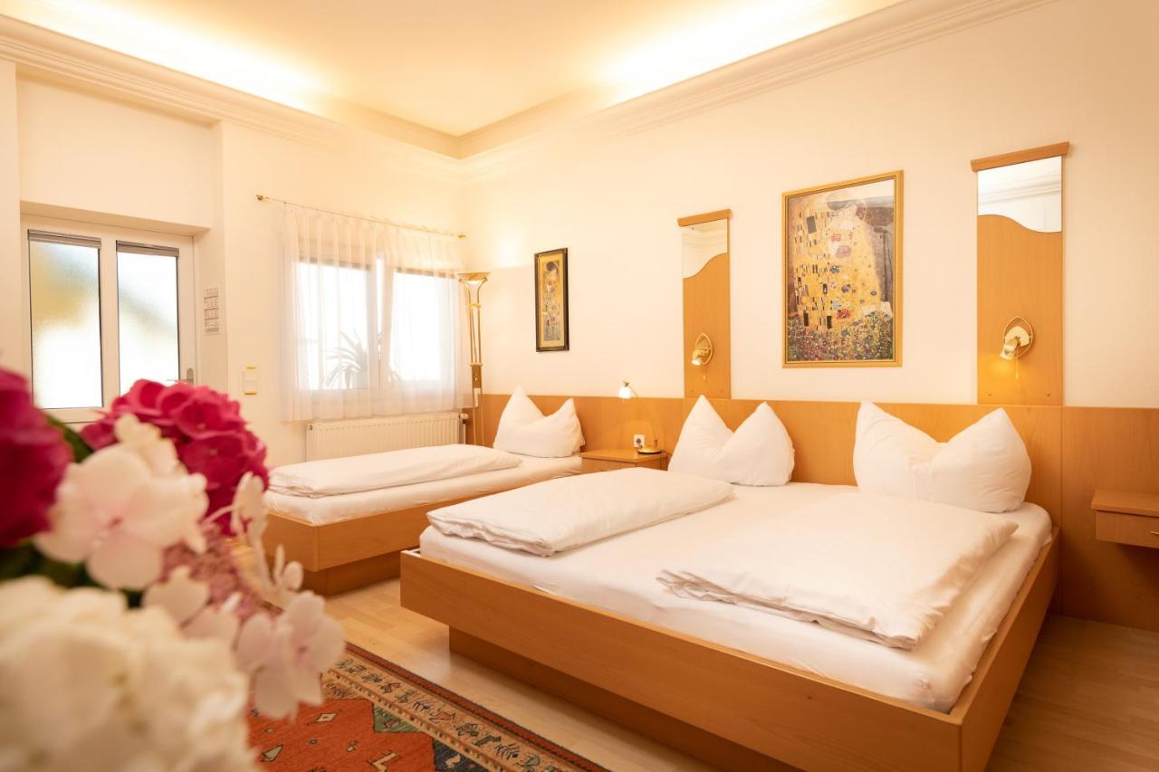 Dreibettzimmer