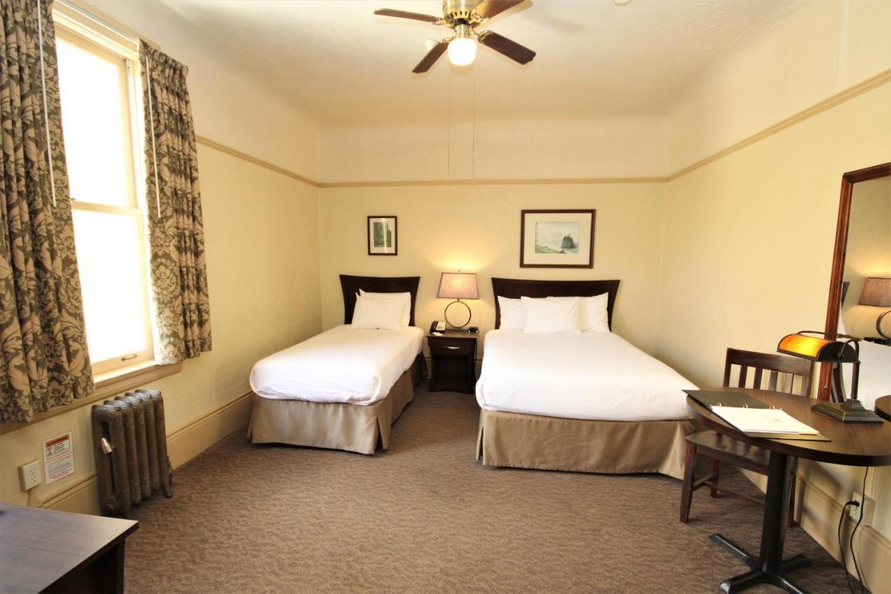 Standard Triple Room - Non-Smoking
