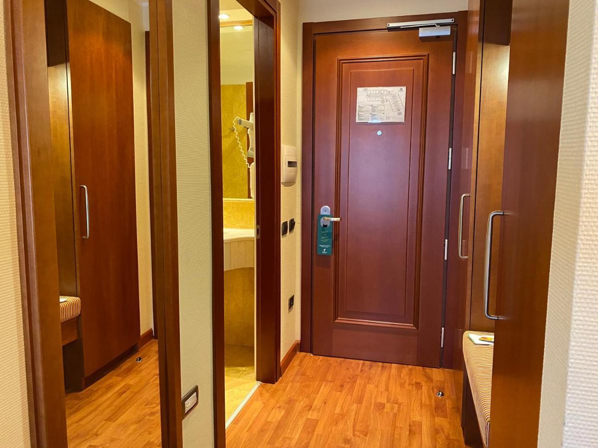 Chambre Lit King-Size Premium