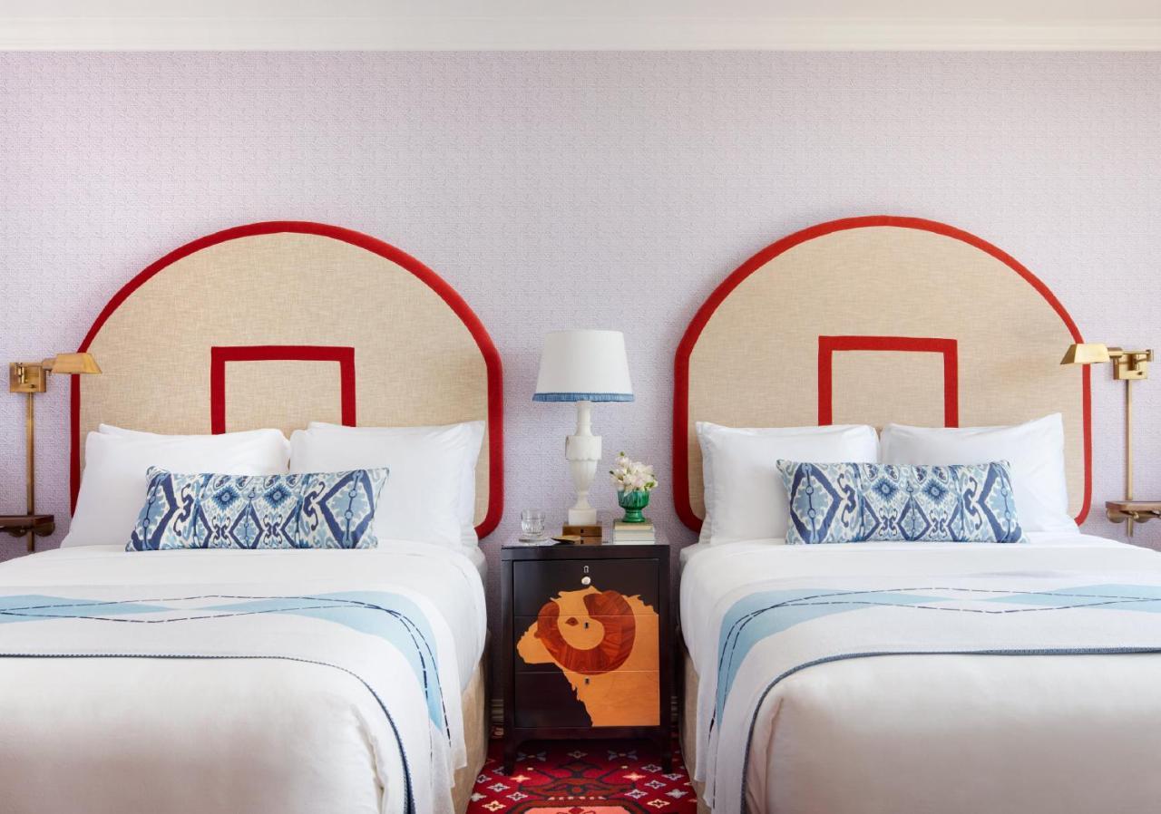 Graduate Queen Room with Two Queen Beds and Balcony