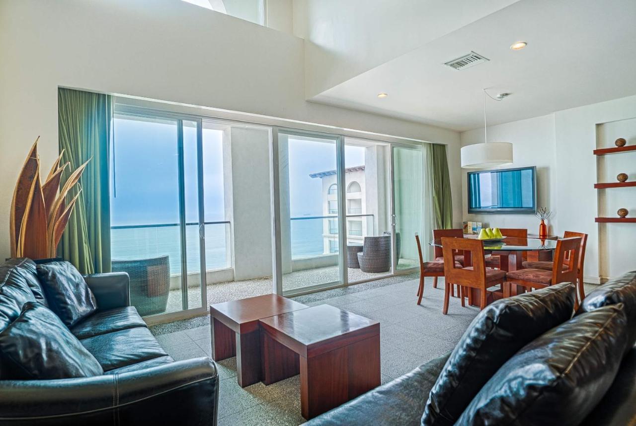 Penthouse Suite