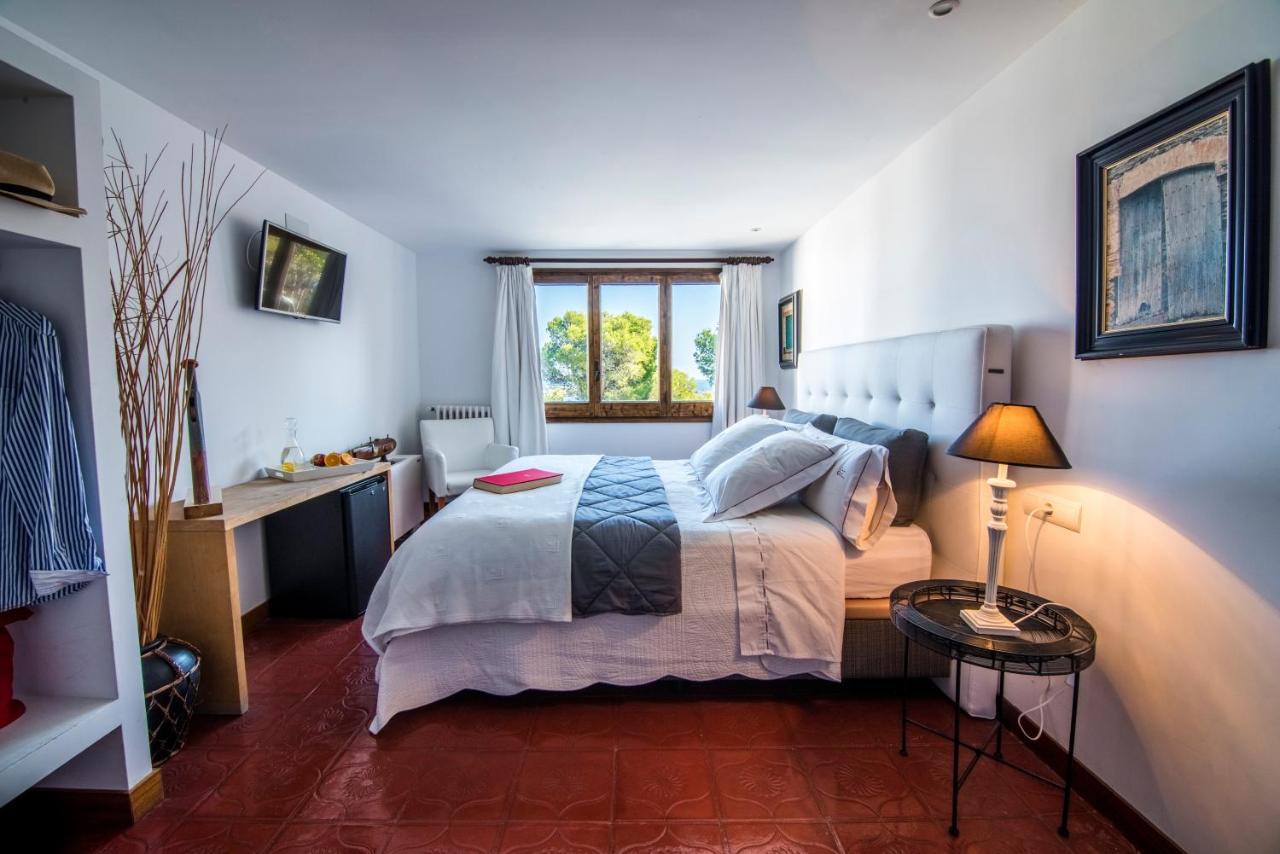 Chambre Double Supérieure - Vue Partielle sur Mer