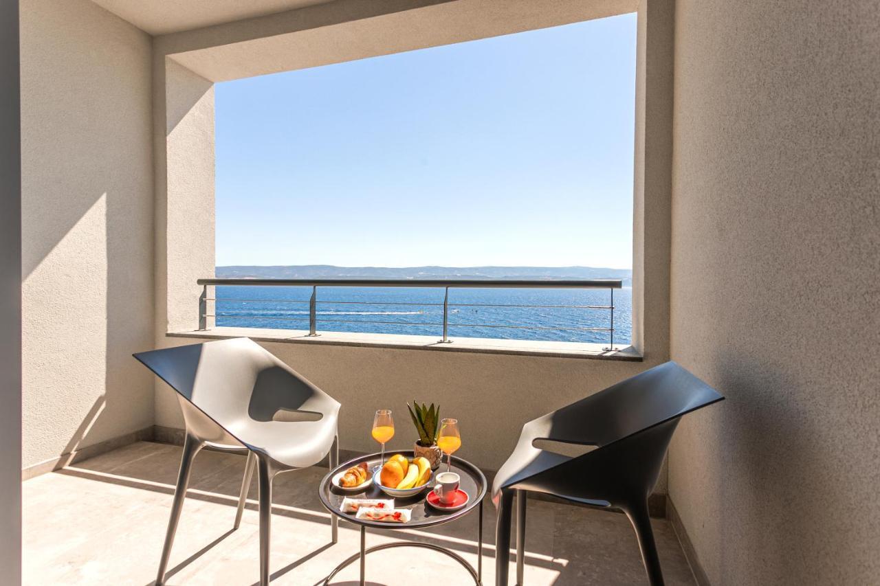 Deluxe Suite mit Balkon und Meerblick