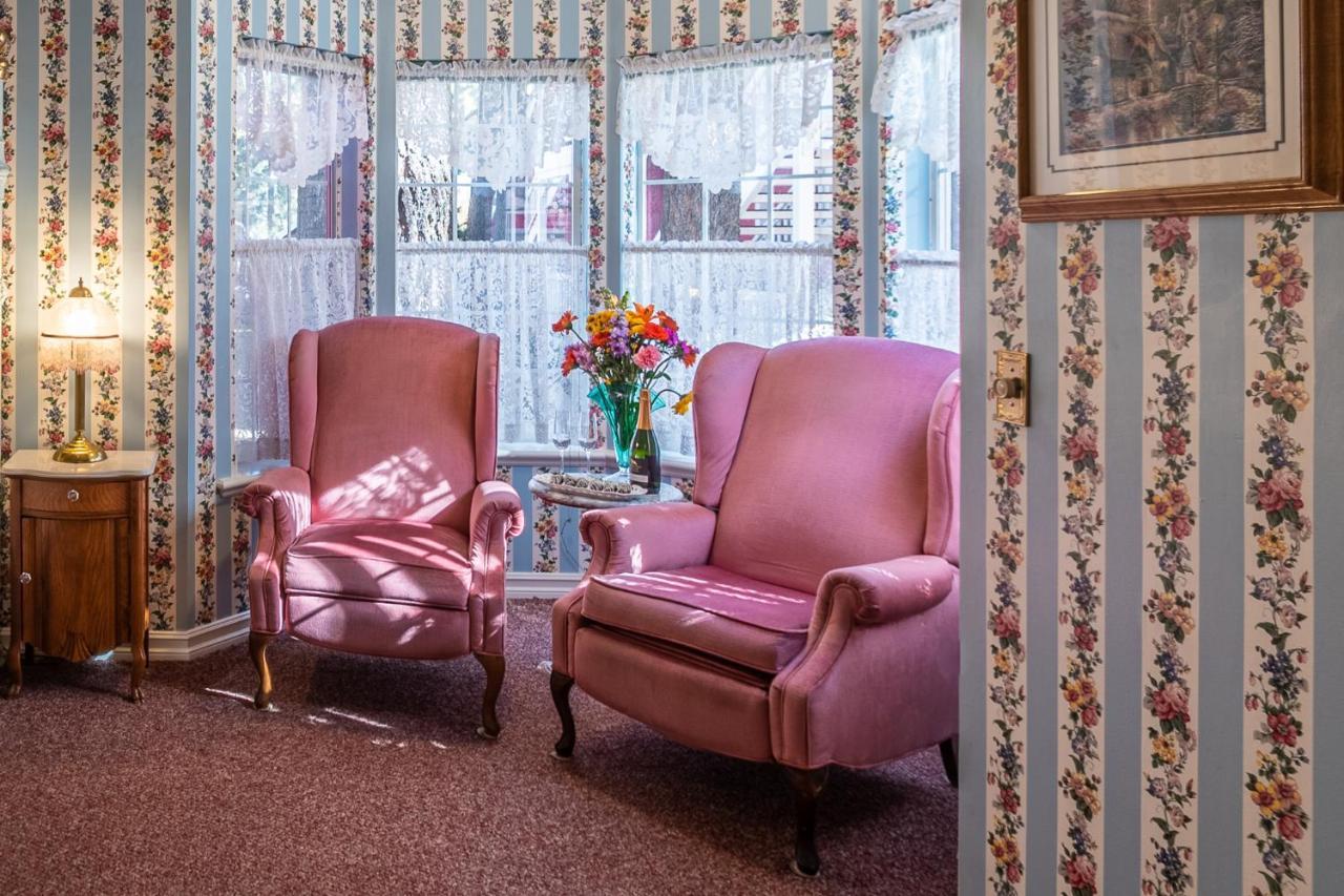 Deluxe Suite,1011195238:JPEG