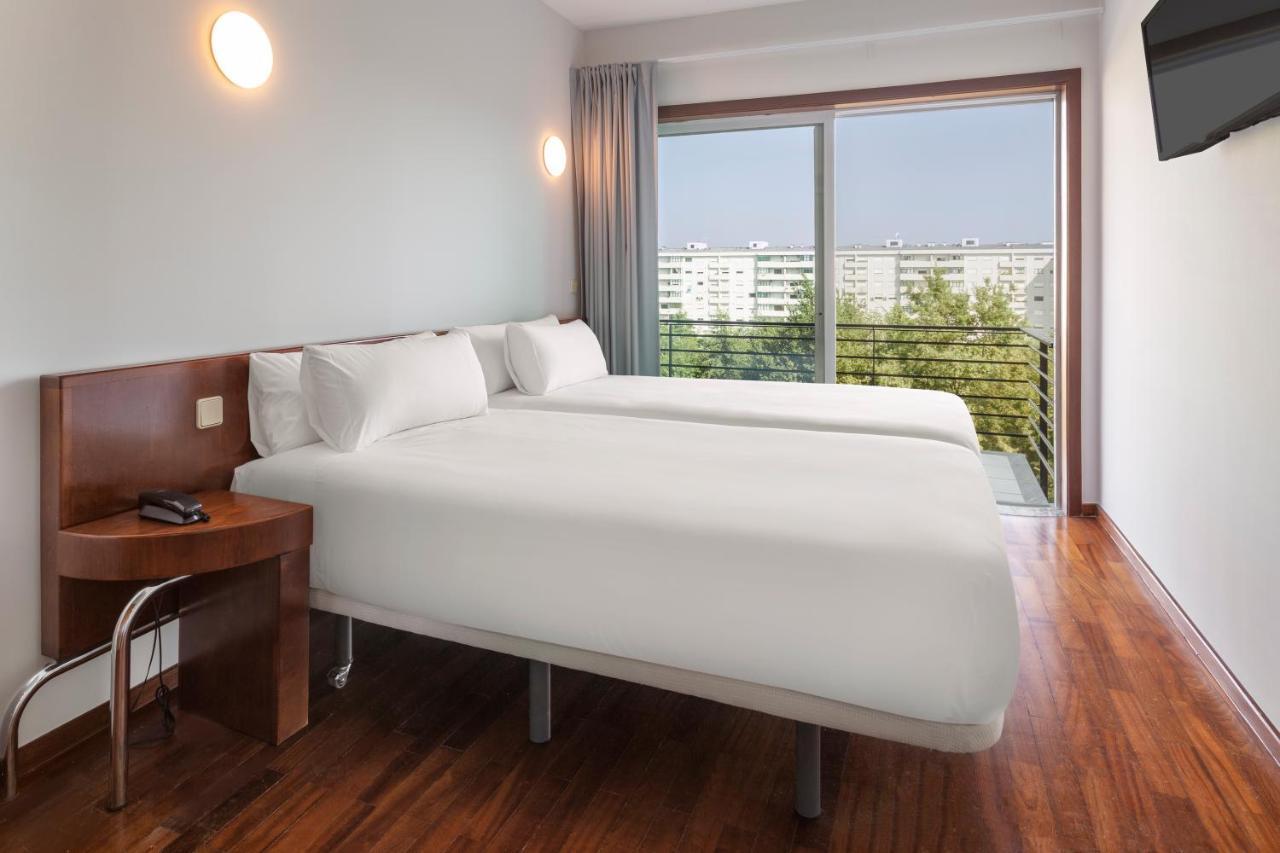 Apartamento com 1 Quarto