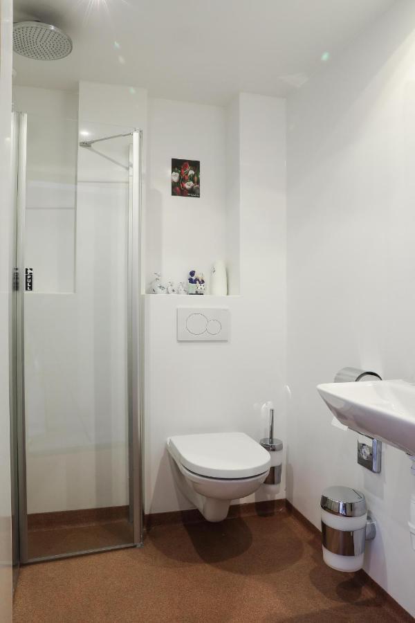 Chambre Triple avec Salle de Bains Privative