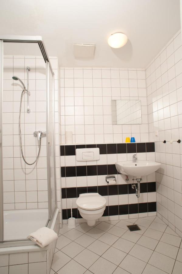 Einzelzimmer mit Bad