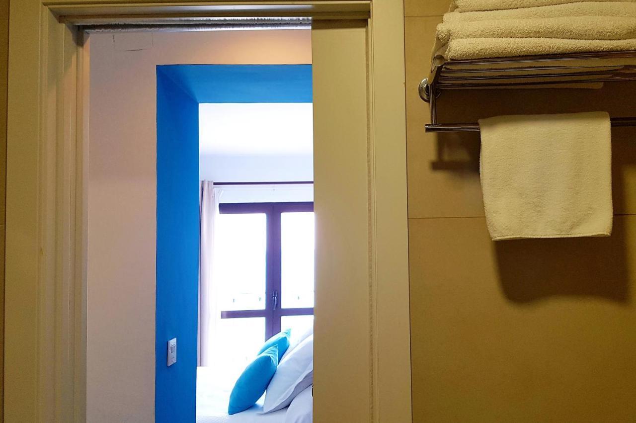 Double or Twin Room with Sea View,1013116561:JPEG