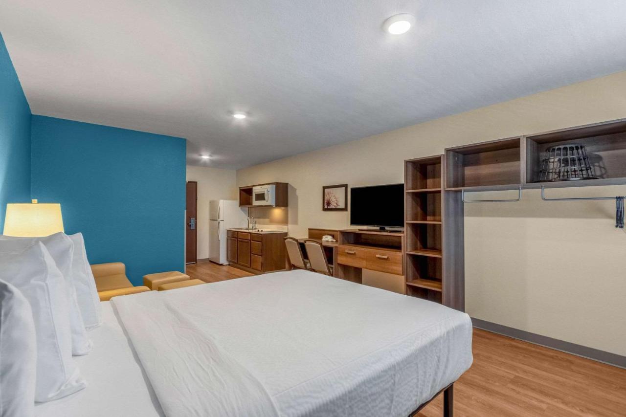 Queen Room with Sofa Bed - Disability Access/Non-Smoking