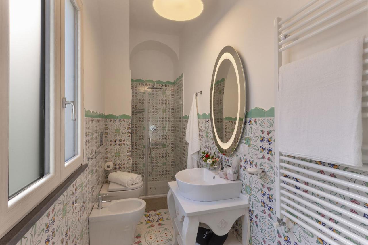 Camera Familiare con Bagno Privato