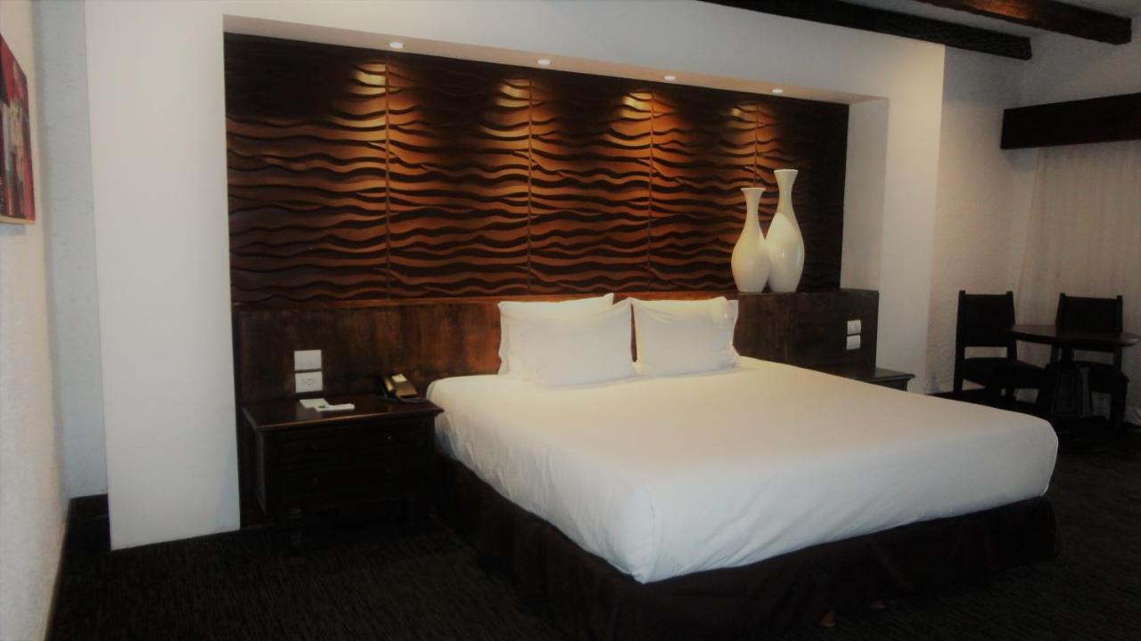 Premium King Room - Non-Smoking