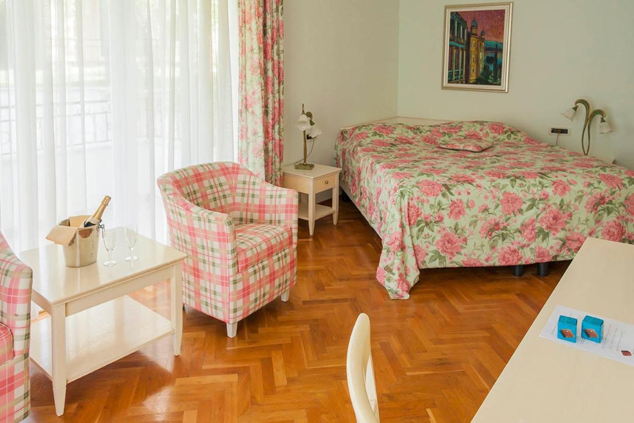 Superior Doppelzimmer mit seitlichem Meerblick