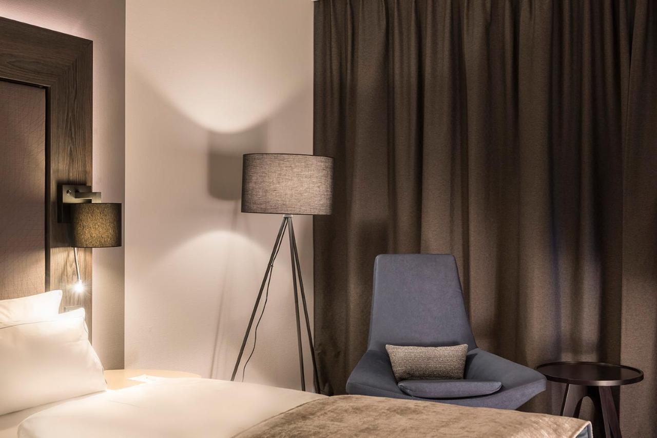 Standard Zimmer mit Kingsize-Bett