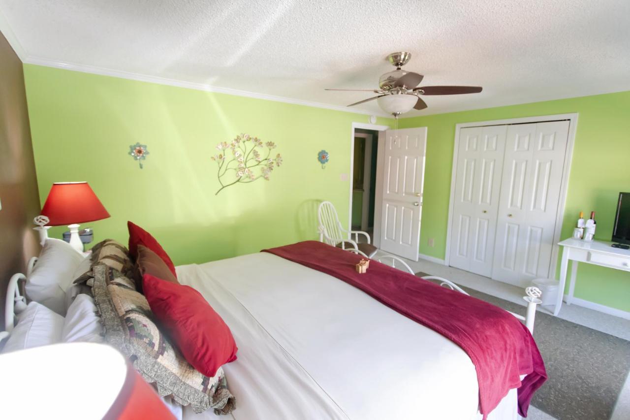 Two-Bedroom Suite