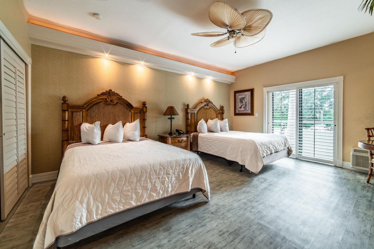 Deluxe Room with Two Queen Beds