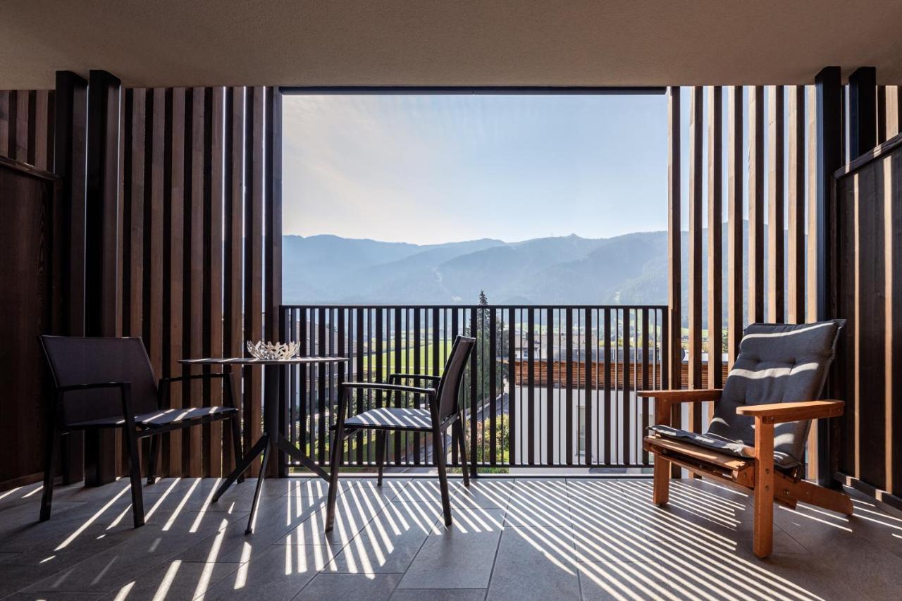 Monolocale Superior con Balcone e Vista Montagna