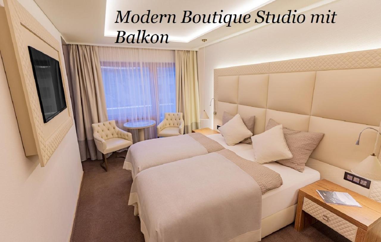 Doppelzimmer mit Balkon