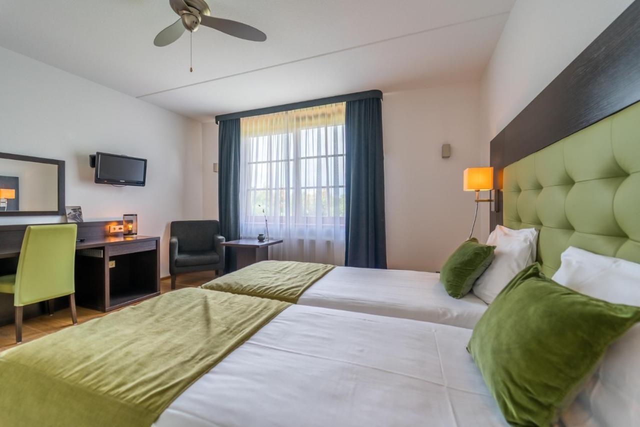 Standaard Kamer met 2 Bedden