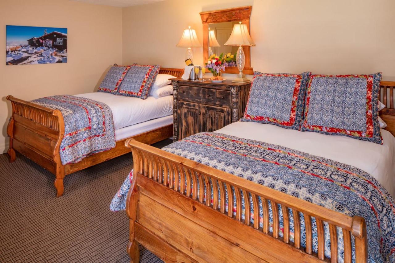 Deluxe Double Room with Two Double Beds