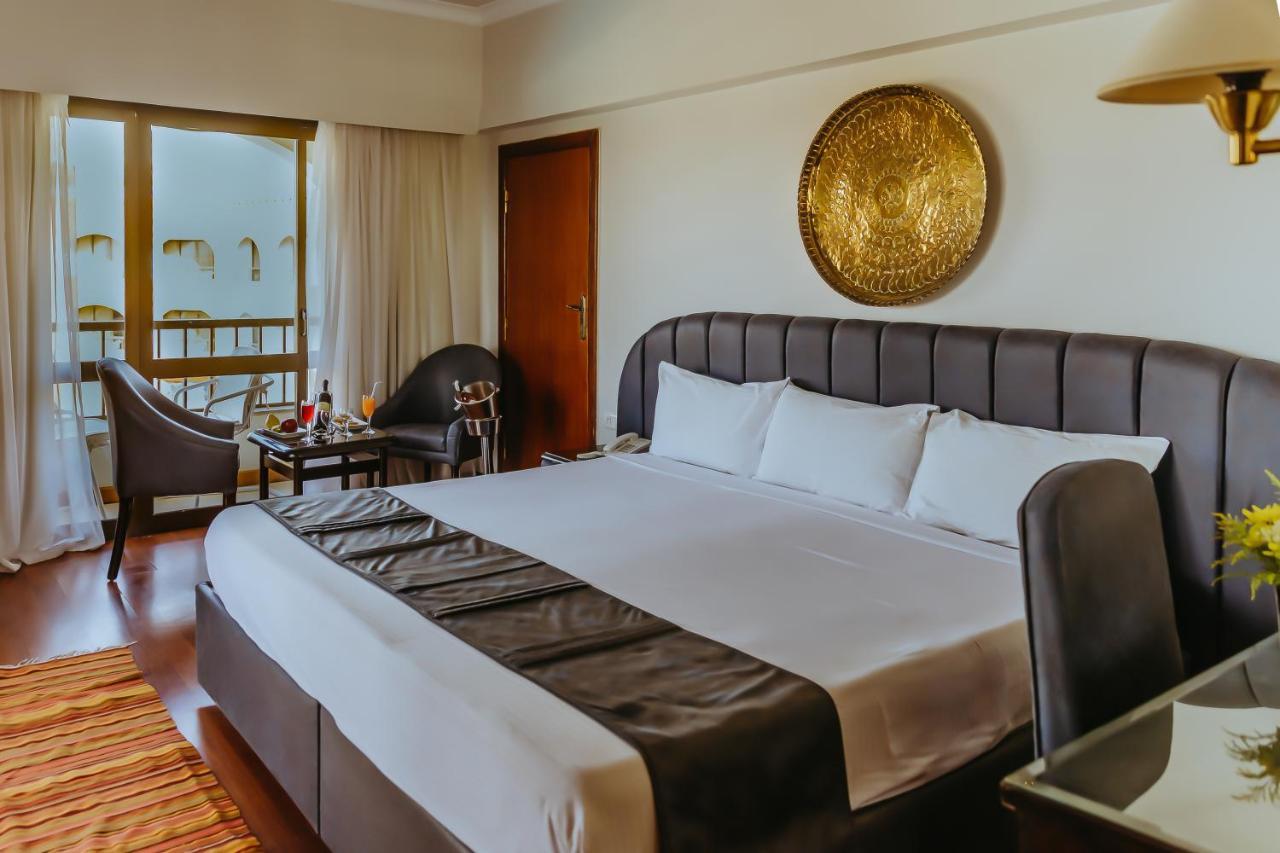 Superior Deluxe Double or Twin Room