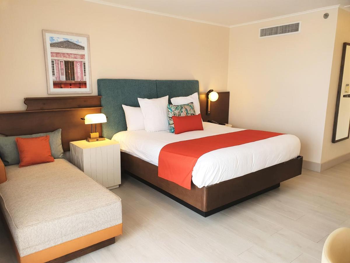 Deluxe Kamer met Kingsize Bed en Uitzicht op het Eiland