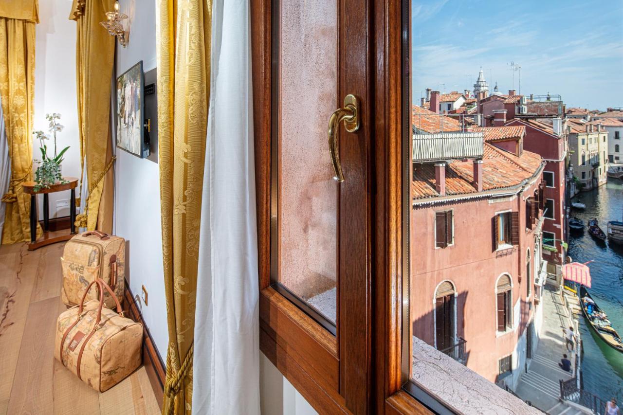 Habitación Doble Deluxe con vistas al canal