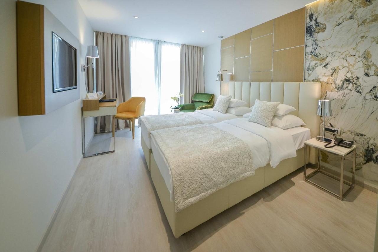 Chambre Double Supérieure avec Balcon