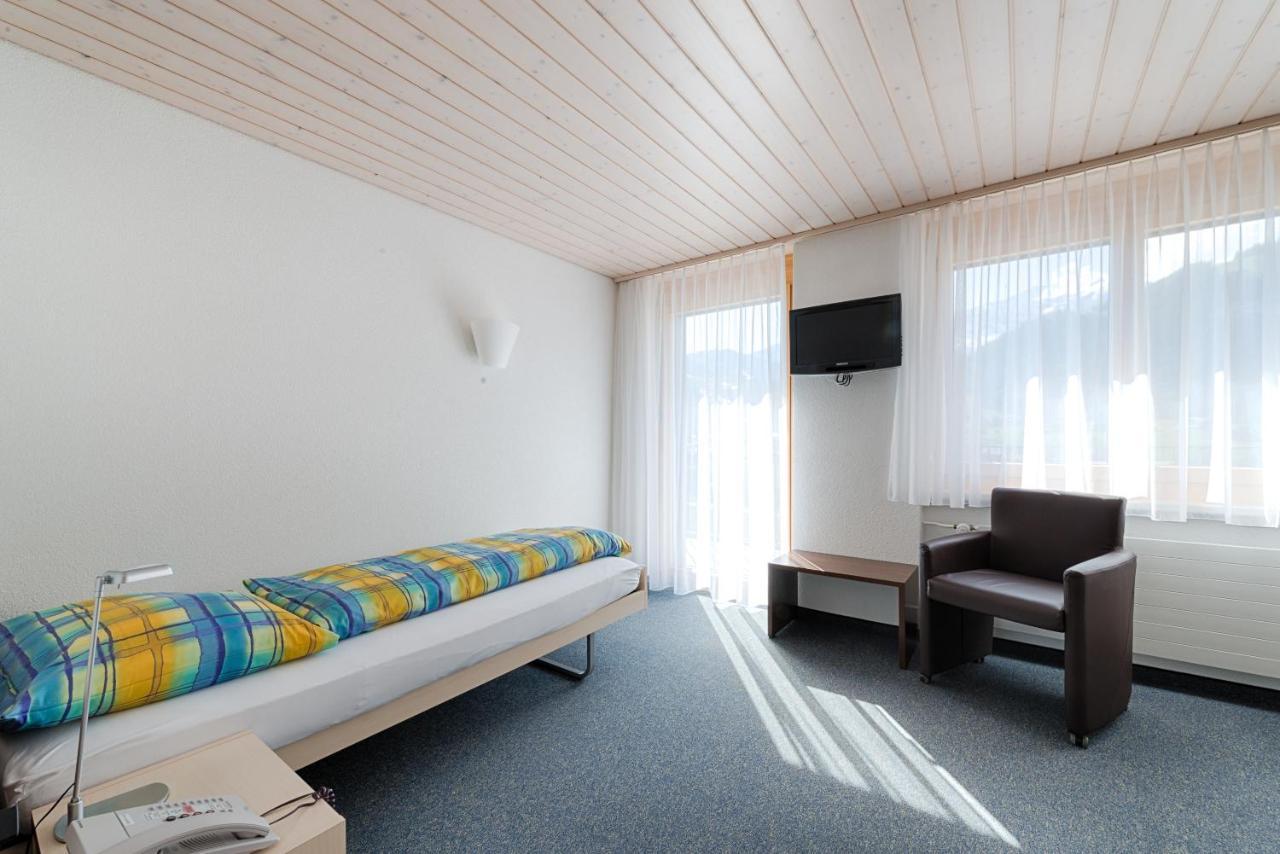 Einzelzimmer mit Balkon