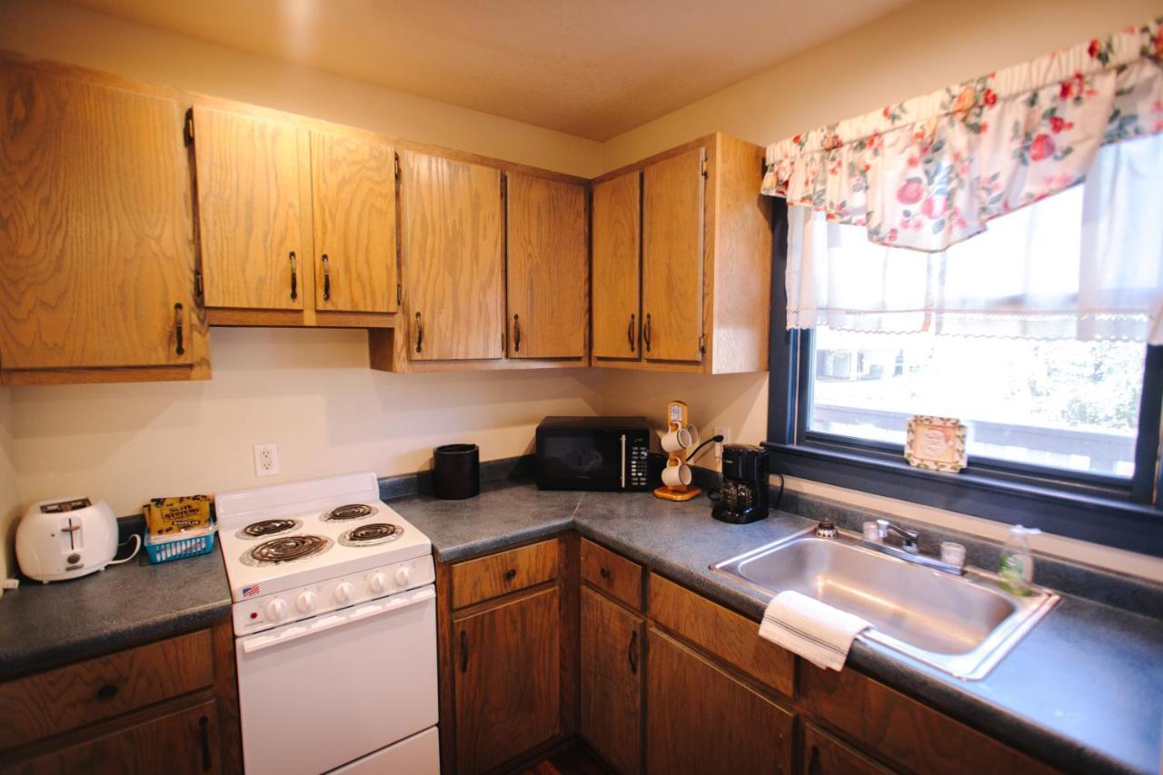 6 Person Family Cabin