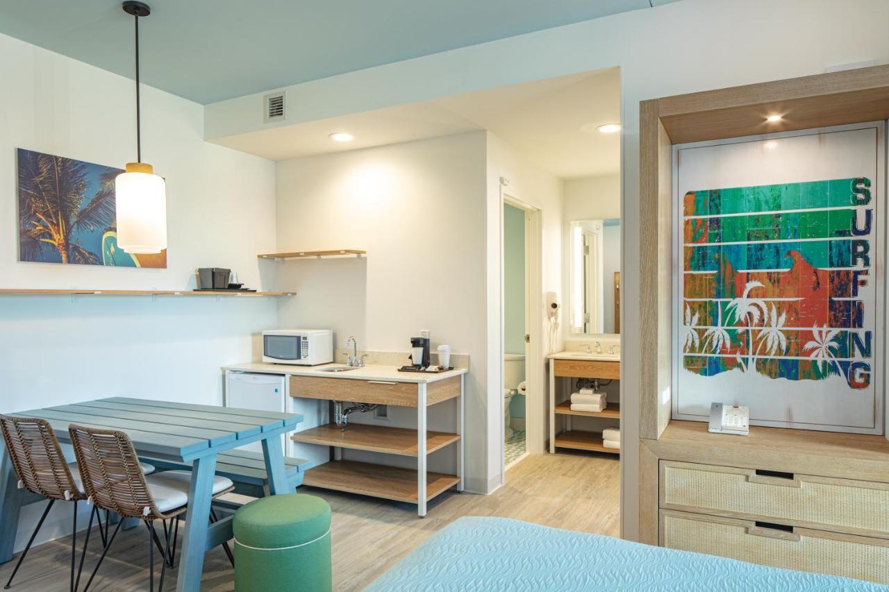 Two-Bedroom Suite (Includes Early Park Admission*)
