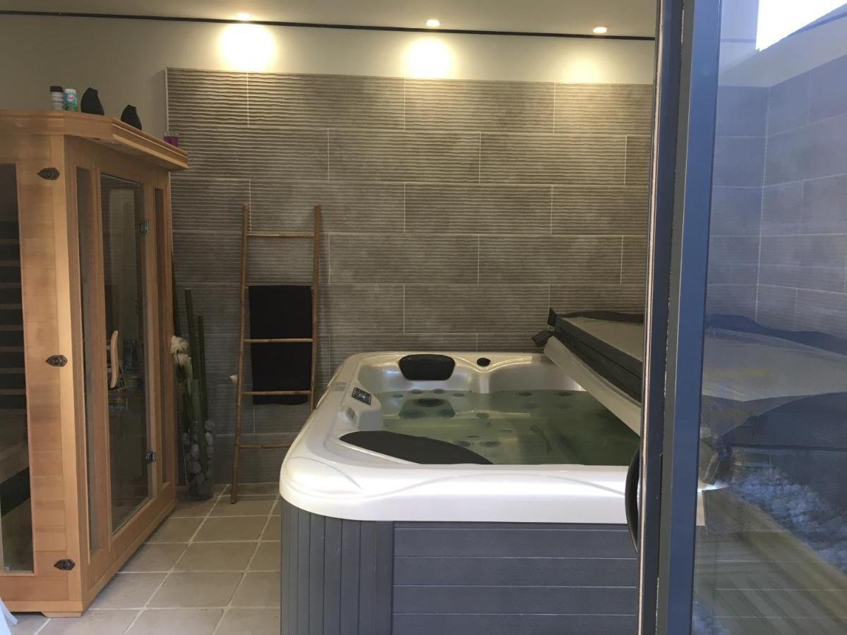 Suite avec Jacuzzi Privatif