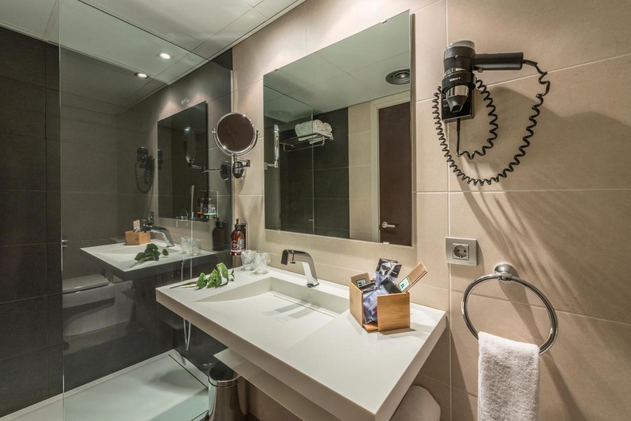 Budget Double Room,1032197432:JPEG