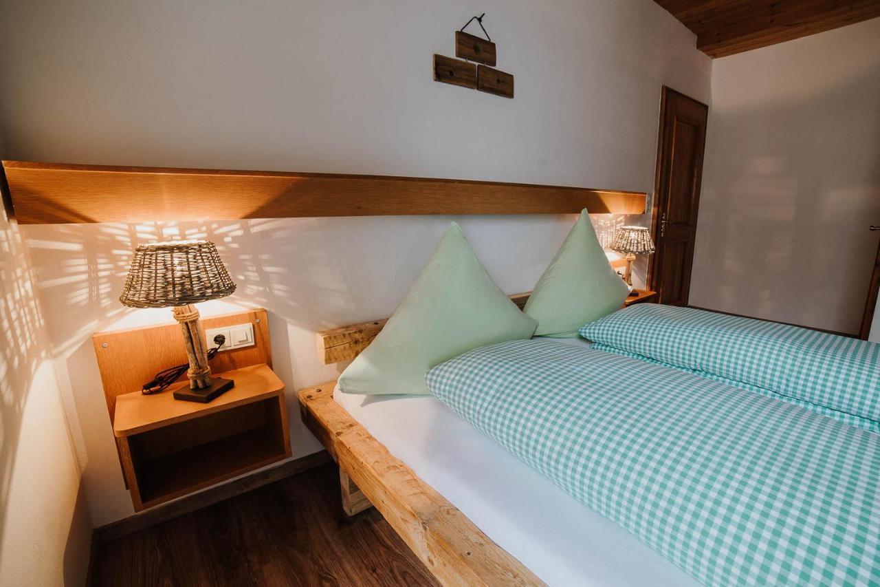 Doppelzimmer mit Balkon