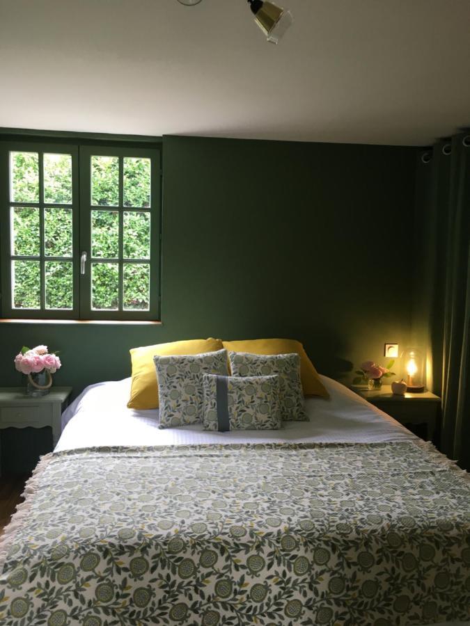 Standard Zimmer mit Kingsize-Bett