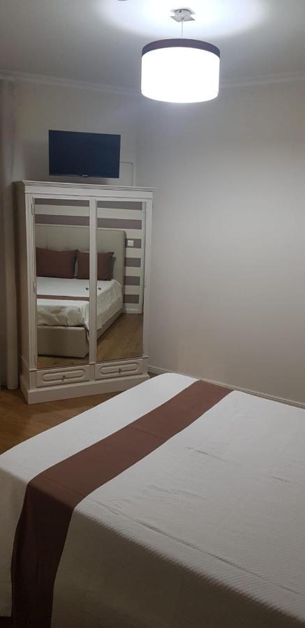 Quarto Duplo