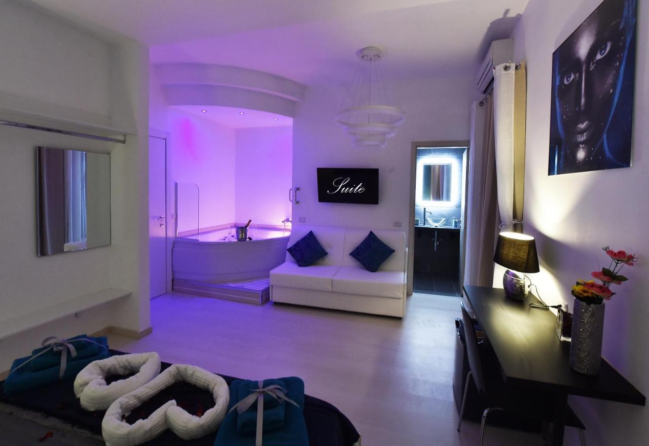 Suite with Spa Bath
