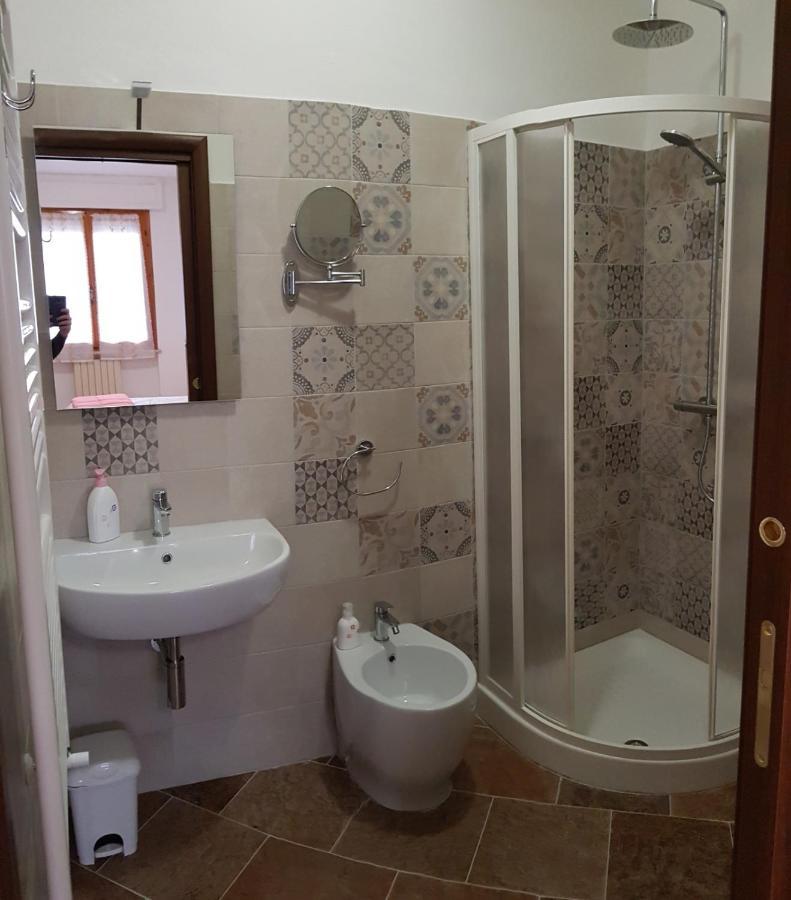 Camera Matrimoniale con Bagno Privato