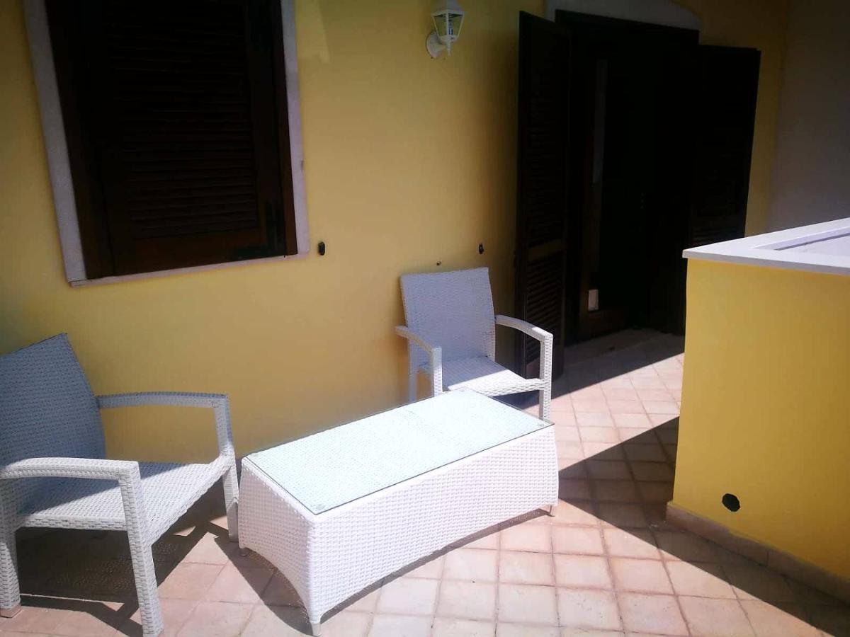 Camera Matrimoniale Deluxe con Balcone e Vista Mare