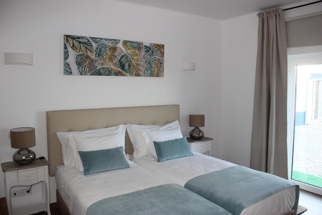 Quarto Duplo ou Twin com Vista Piscina