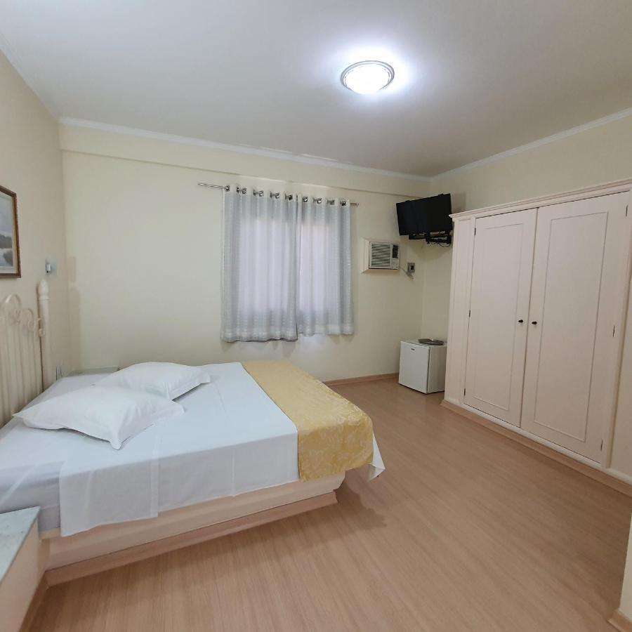 Quarto Duplo