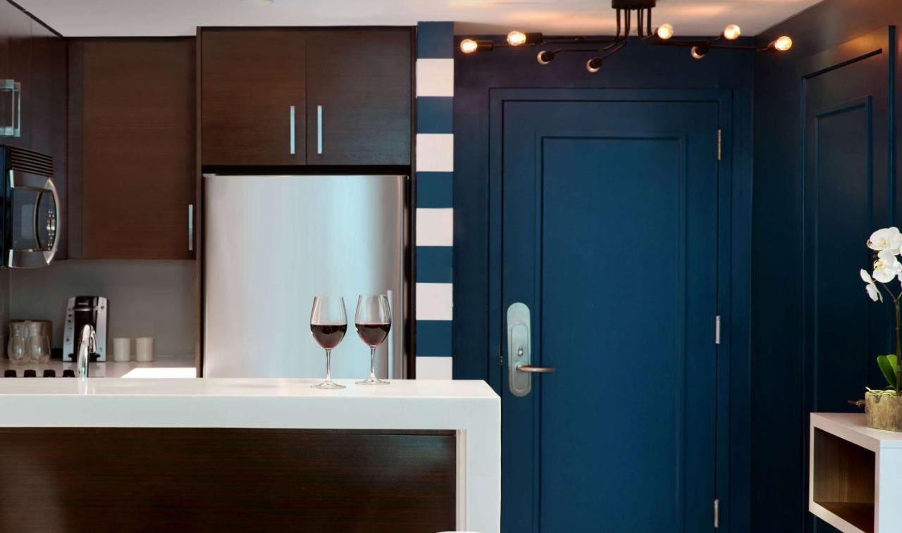 One-Bedroom City View Suite